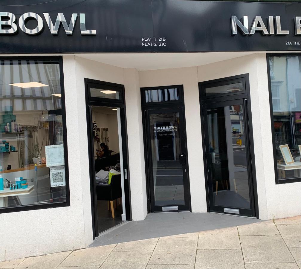 Suite Bowl 埃克斯茅斯 外观 照片